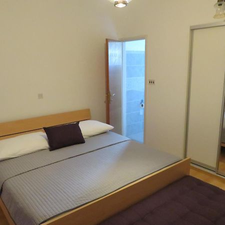 Apartmani Mm Starigrad Paklenica Eksteriør bilde
