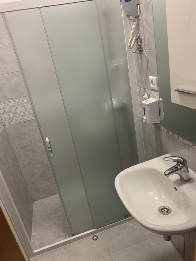Apartmani Mm Starigrad Paklenica Eksteriør bilde